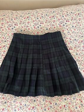 Brandy Melville Black and Dark Green Plaid Pleated Mini Skirt